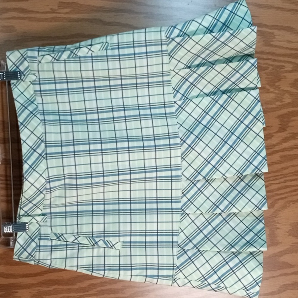 Green and Blue Skorts with Lightweight Fabric